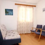 Daire With Parking Space Trpanj, Peljesac - 10180 Trpanj