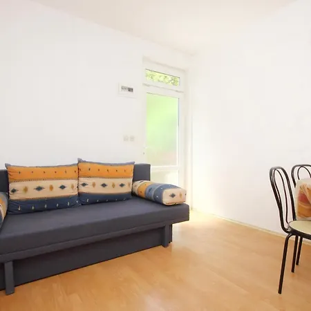 With Parking Space Trpanj, Peljesac - 10180 Apartmán *
